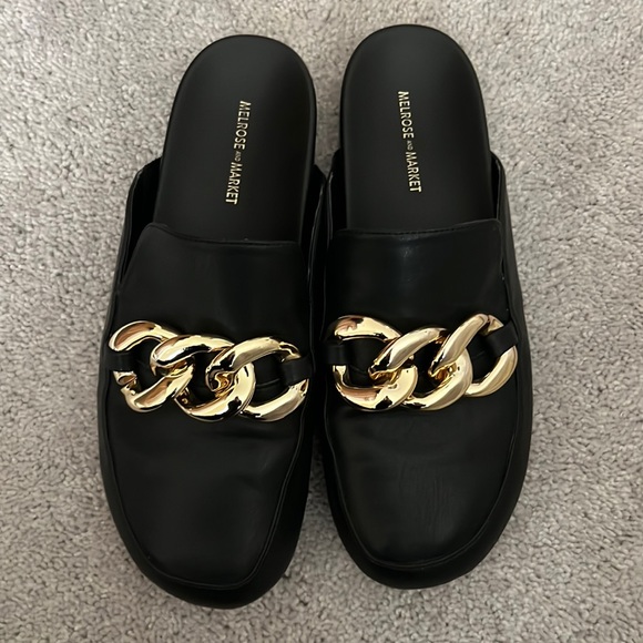 Melrose and Market Shoes Melrose And Market Black Flats With Gold